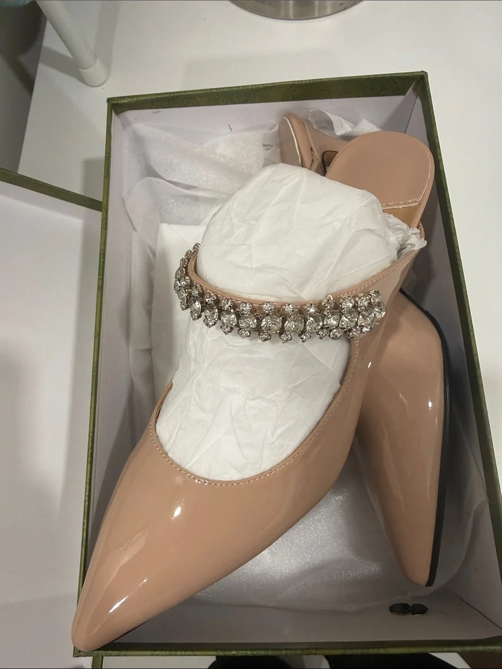 Women's Nude Patent Heels with Crystal Accent Sz 8.5 - Picture 2 of 3